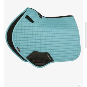 Good as new lemieux saddle pad